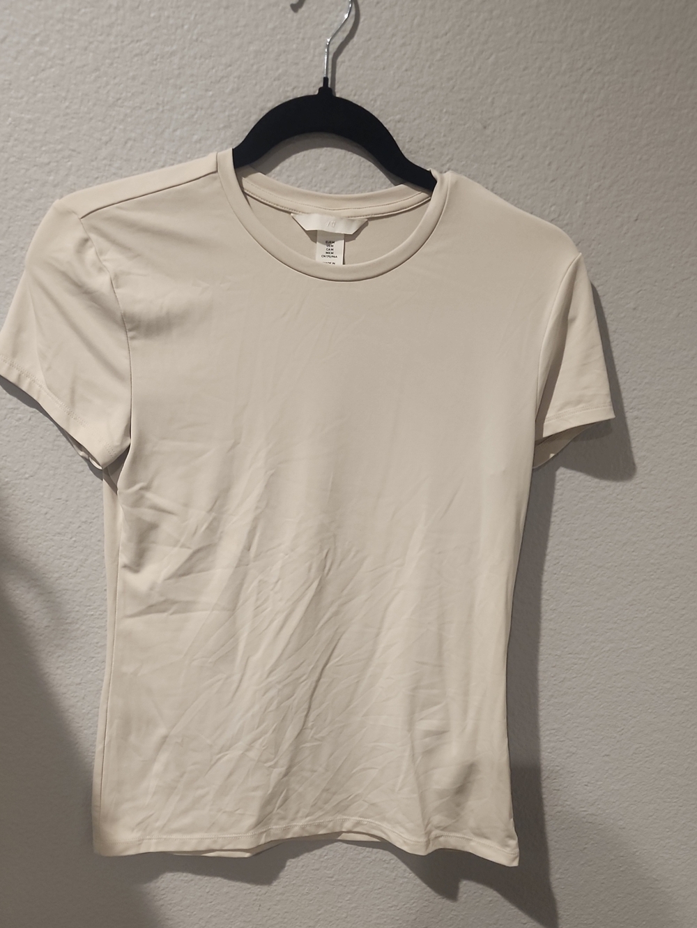 H&M Cream Short Sleeve Crewneck Tee